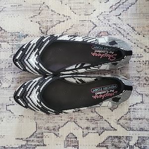 Sketchers Cleo Flats